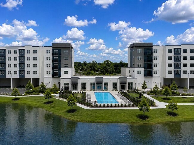 Foto del edificio - 5587 Millennia Park Dr