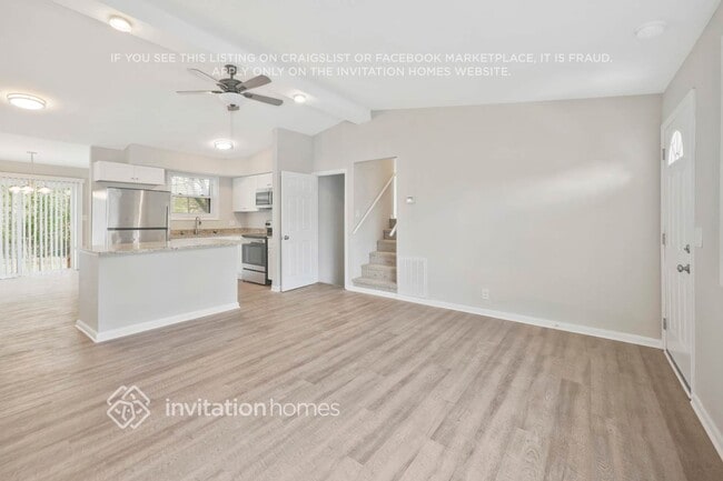 Building Photo - 6009 Lopez Ln