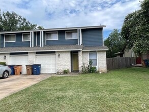 Building Photo - 8811 Cainwood Ln