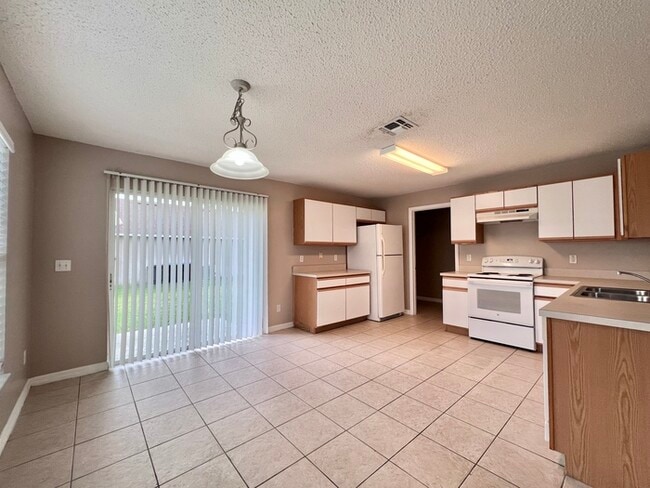 Foto del edificio - Waterford Chase-Osprey Ridge Community 3 B...