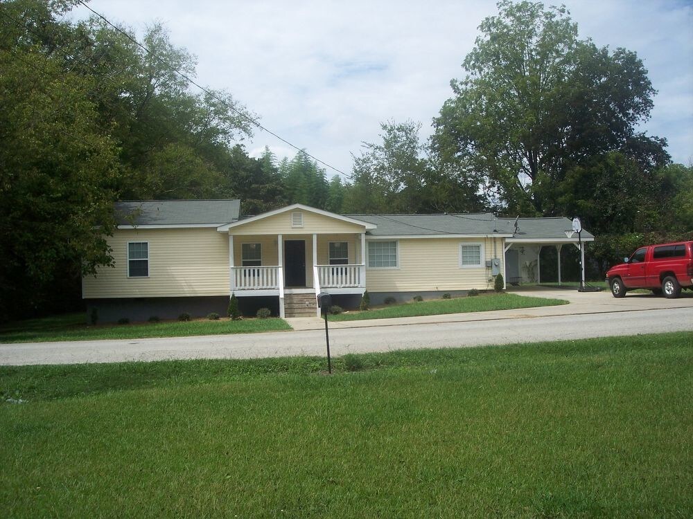 Primary Photo - Completely Renovated Ranch on Large Lot