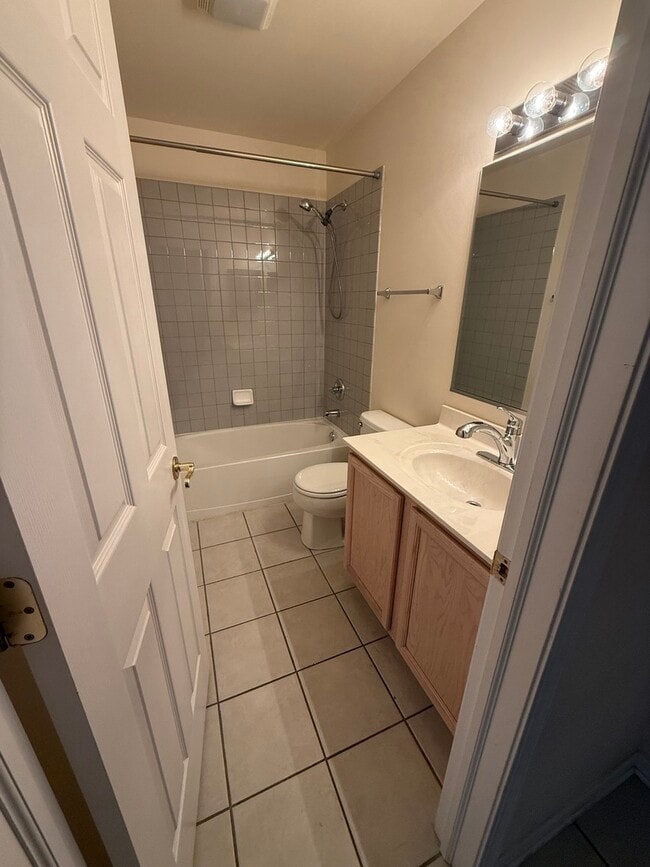 Foto del edificio - 554 Prestwick Ln