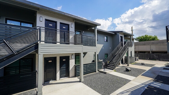 Building Photo - Haven at Briargrove