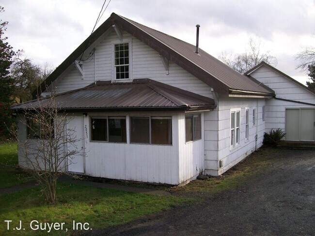 Foto del edificio - 3 br, 1 bath House - 2051 Jackson Hwy
