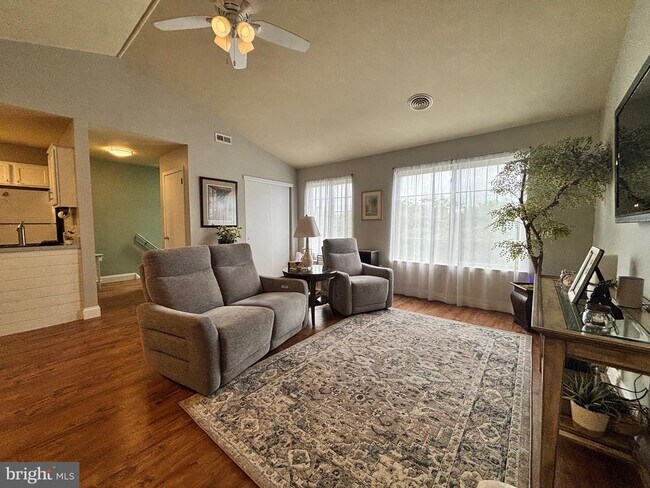 Foto del edificio - 711 Wexford Way
