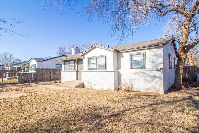 Foto del edificio - Great 3 Bedroom 1 Bathroom House