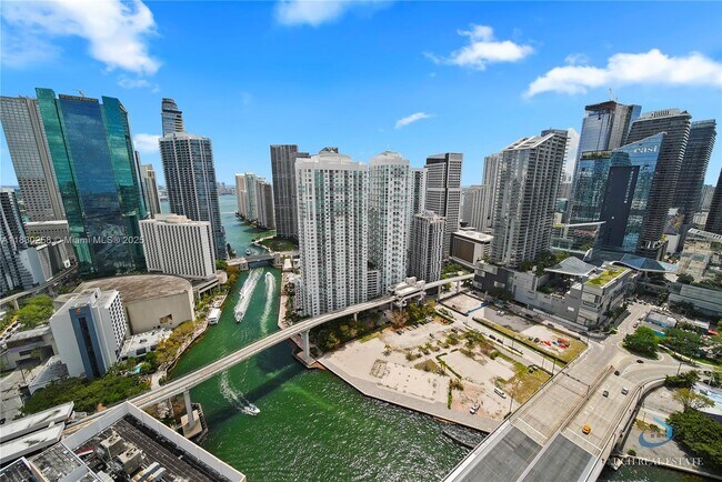 Foto del edificio - 92 SW 3rd St