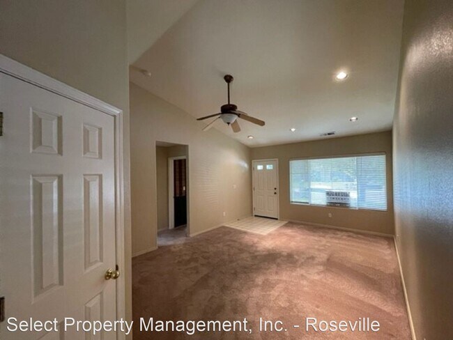 Building Photo - 3 br, 2 bath House - 1346 Longfellow Circle