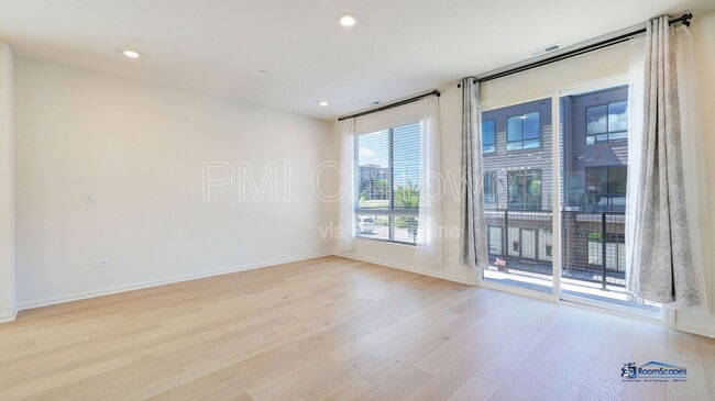 Foto del edificio - 2326 Venture Dr