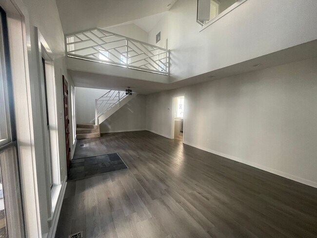 Foto del edificio - 3 Bedroom Cape Story By The Sea