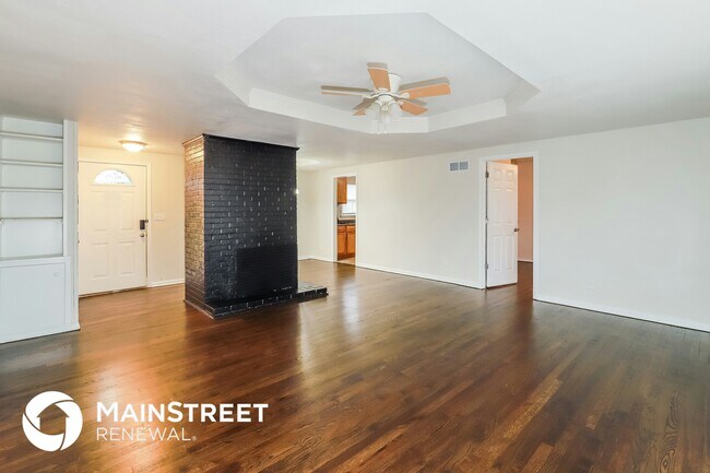 Foto del edificio - 6412 N Forest Ave