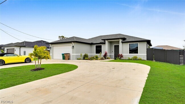 Foto del edificio - 221 Chiquita Blvd N