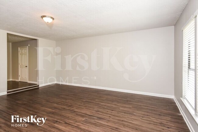 Foto del edificio - 422 Ridgetop Dr NW