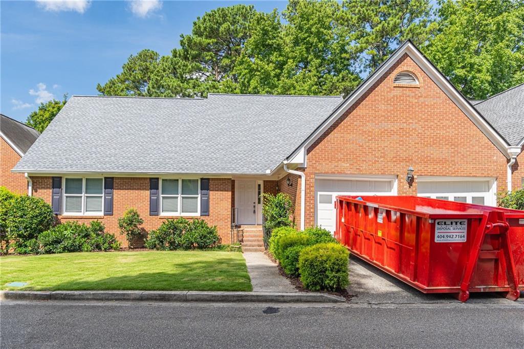 Foto principal - 27 S Riversong Ln
