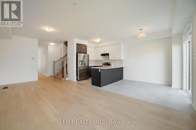 Building Photo - 115 Velvet Wy