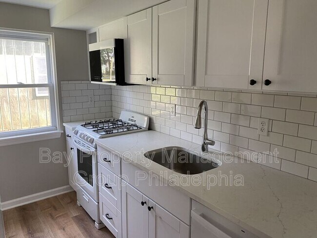 Foto del edificio - 132 Cottage St