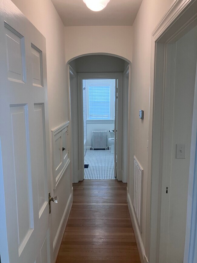 Building Photo - 4104 Patterson Ave