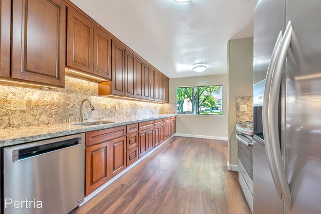 Building Photo - 3 br, 2 bath House - 777 San Antonio Road #93