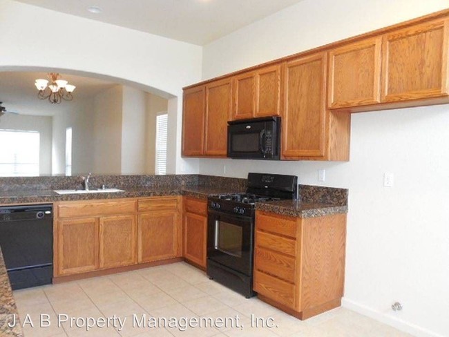 Foto del edificio - 3 br, 2 bath House - 1641 BECK CIR