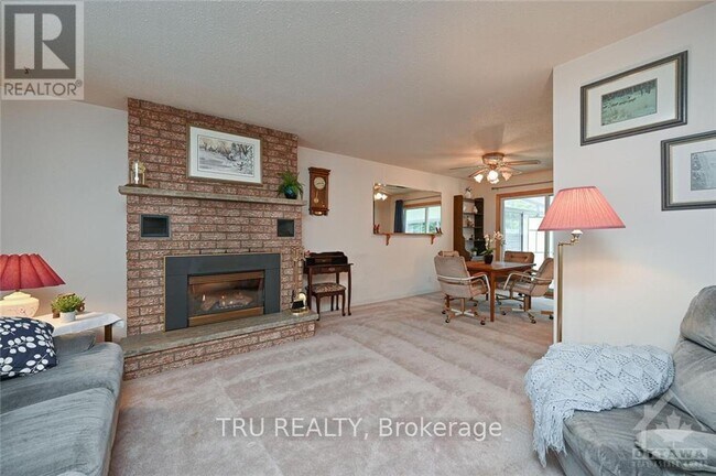 Building Photo - 5 Beverly St