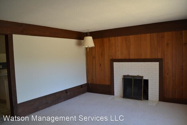 Foto del edificio - 5 br, 2 bath House - 1540 NW Circle Blvd,