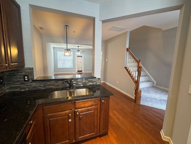 Building Photo - Updated 2 Bedroom | 2.5 Bath Raleigh Townh...