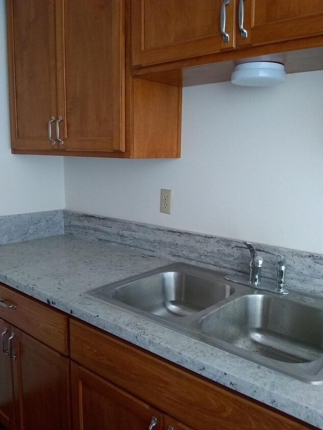 Foto principal - 12430 Oak Knoll Rd