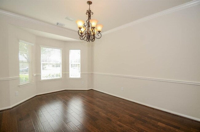 Building Photo - 2826 Firecrest Dr