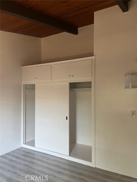 Foto del edificio - 287 N Oak St