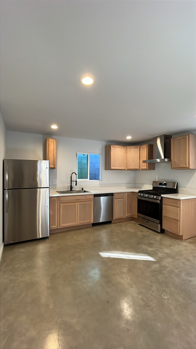 Foto del edificio - 214 N Burlington Ave