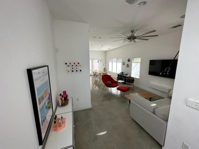 Foto del edificio - 5501 Link Ave