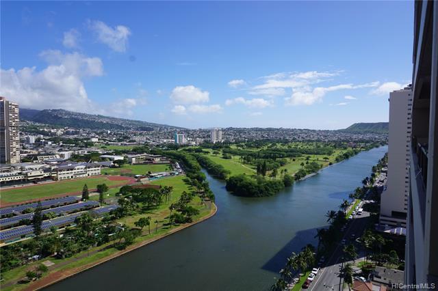 Building Photo - 2121 Ala Wai Blvd
