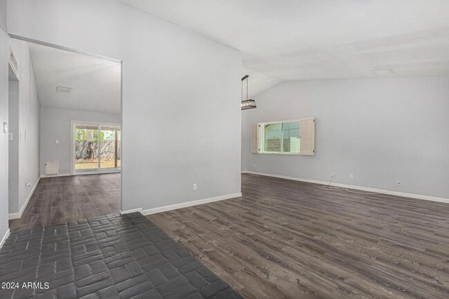 Building Photo - 12219 N 26th Pl