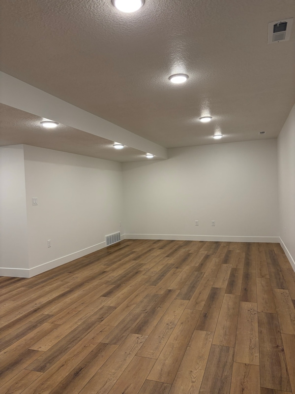 Building Photo - 184 N Rick Way