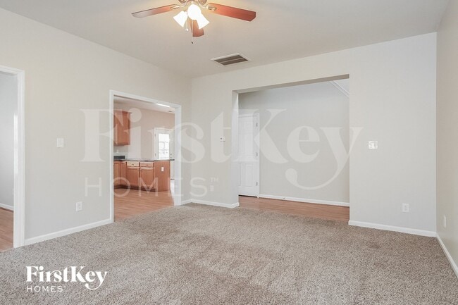 Foto del edificio - 651 Cotton Brook Dr