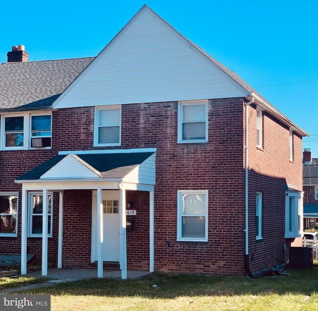 Building Photo - 4619 Marble Hall Rd/3 Bedroom, 2 Bath Town...