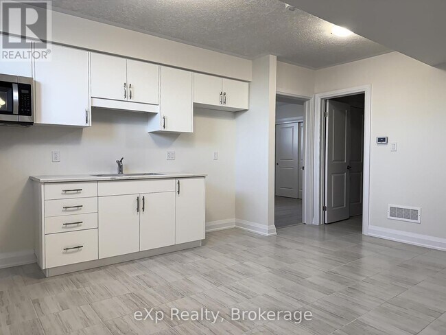 Photo du bâtiment - 347 Canada Plum St