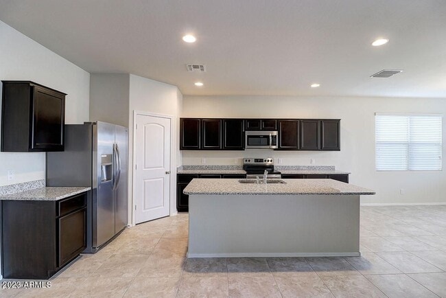 Building Photo - 2432 E San Borja Trail