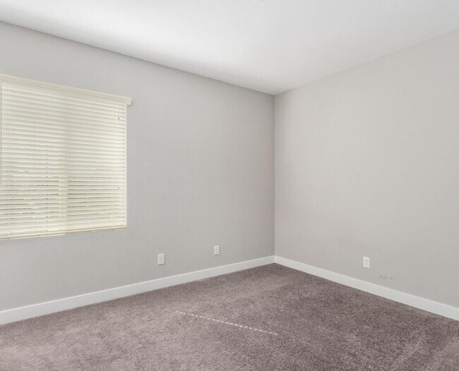 Foto del edificio - 1099 N 70th Way