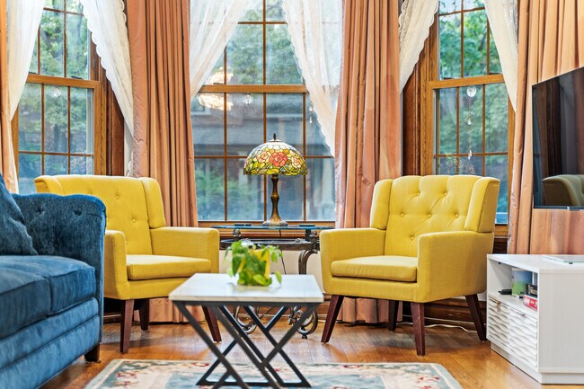 Foto del edificio - 3905 N Seeley Ave