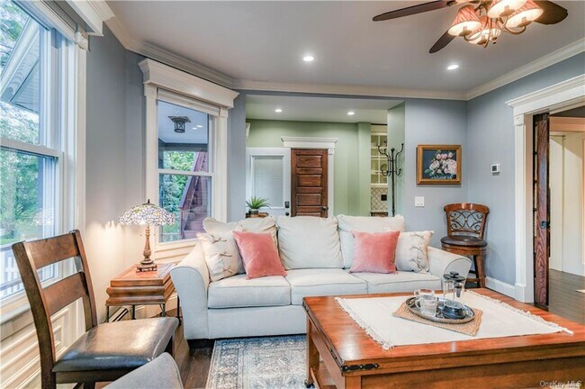 Foto del edificio - 105 Main St