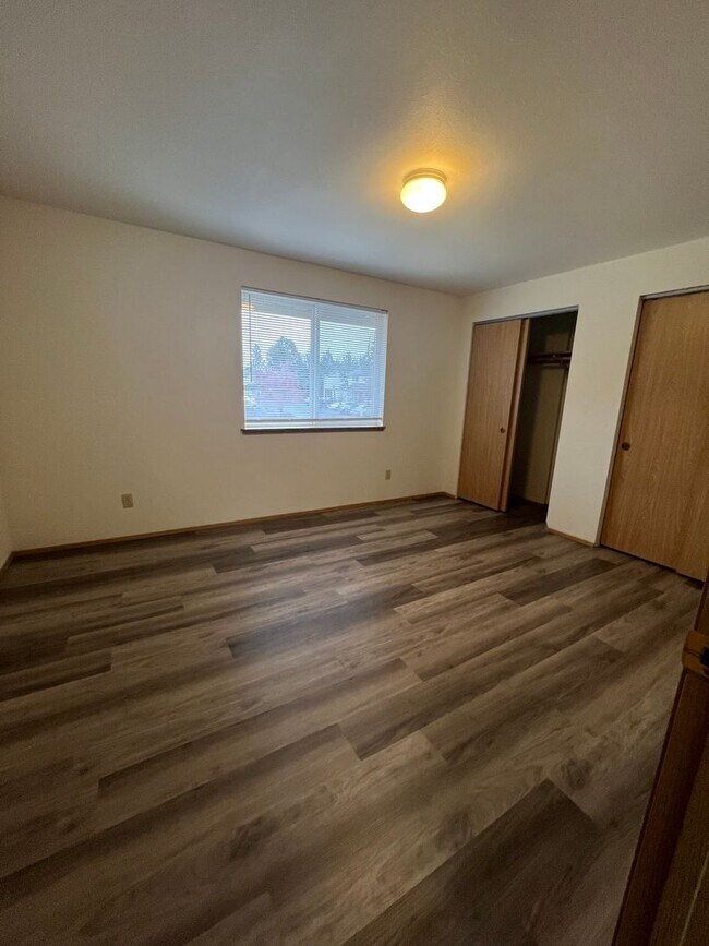 Foto del edificio - 1 Bed/1 Bath Eastside Apartment - Purcell ...