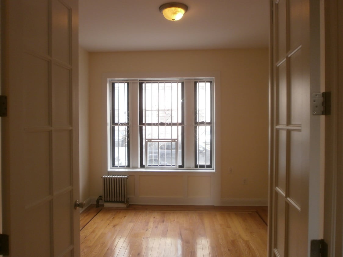 Primary Photo - 678 St Nicholas Ave