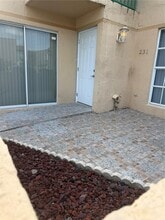 Building Photo - 12055 SW 19th Ln