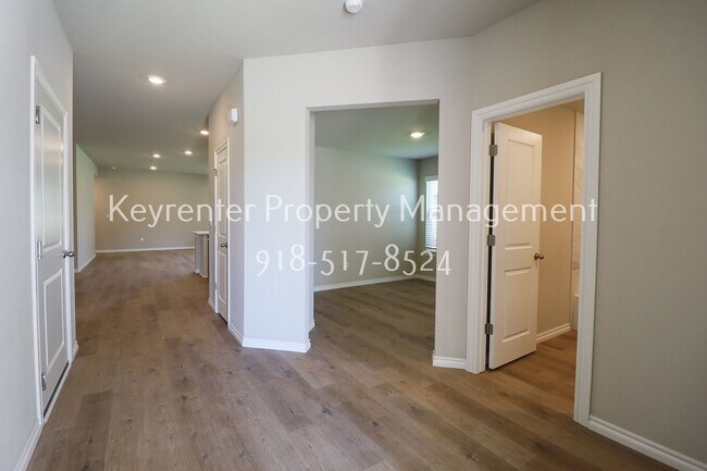 Foto del edificio - 15610 S 75th E Ave