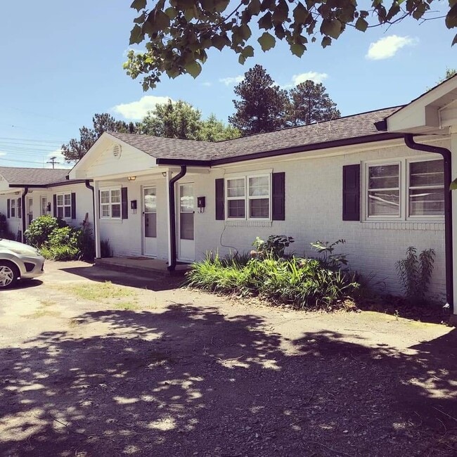 107 Smith Ave, New Ellenton, SC 29809 Townhome Rentals in New