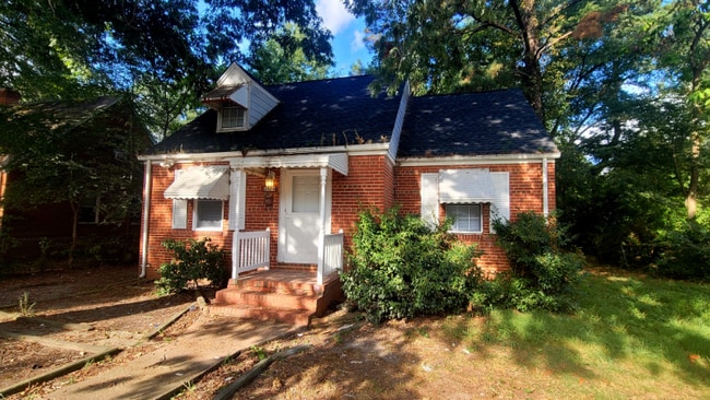 Building Photo - 3423 Ryburn Rd