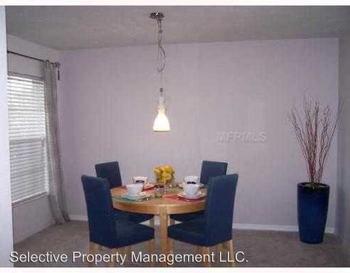 Building Photo - 945 Horseshoe Falls Dr