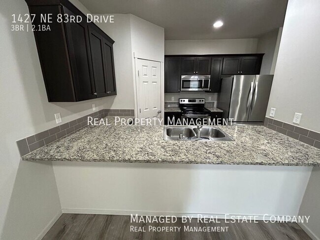 Foto del edificio - 1427 NE 83rd Dr
