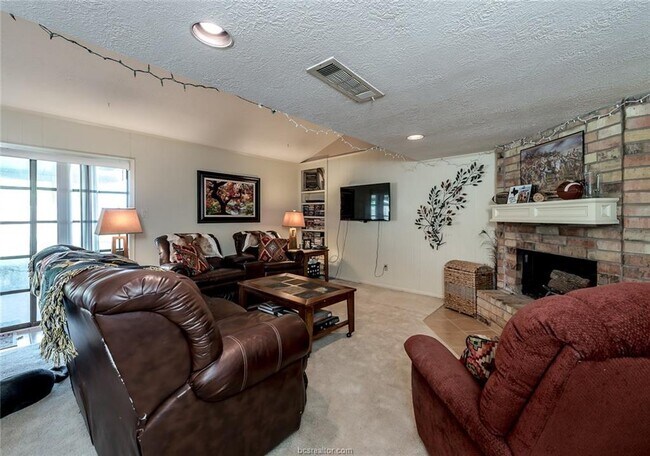 Foto del edificio - 1709 Austin Ave